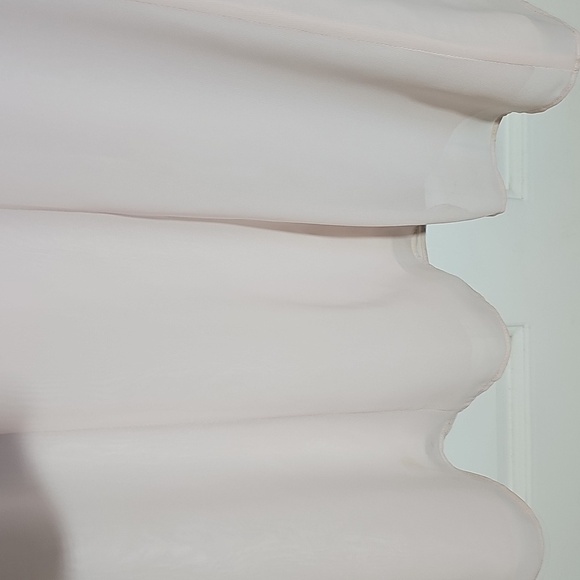 Azazie Gown Blushing Pink Dress. Slit In Front. Size A0. Built In Bra. - Picture 5 of 13